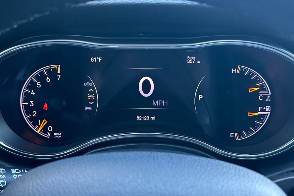 Used 2017 Jeep Grand Cherokee Altitude image 24