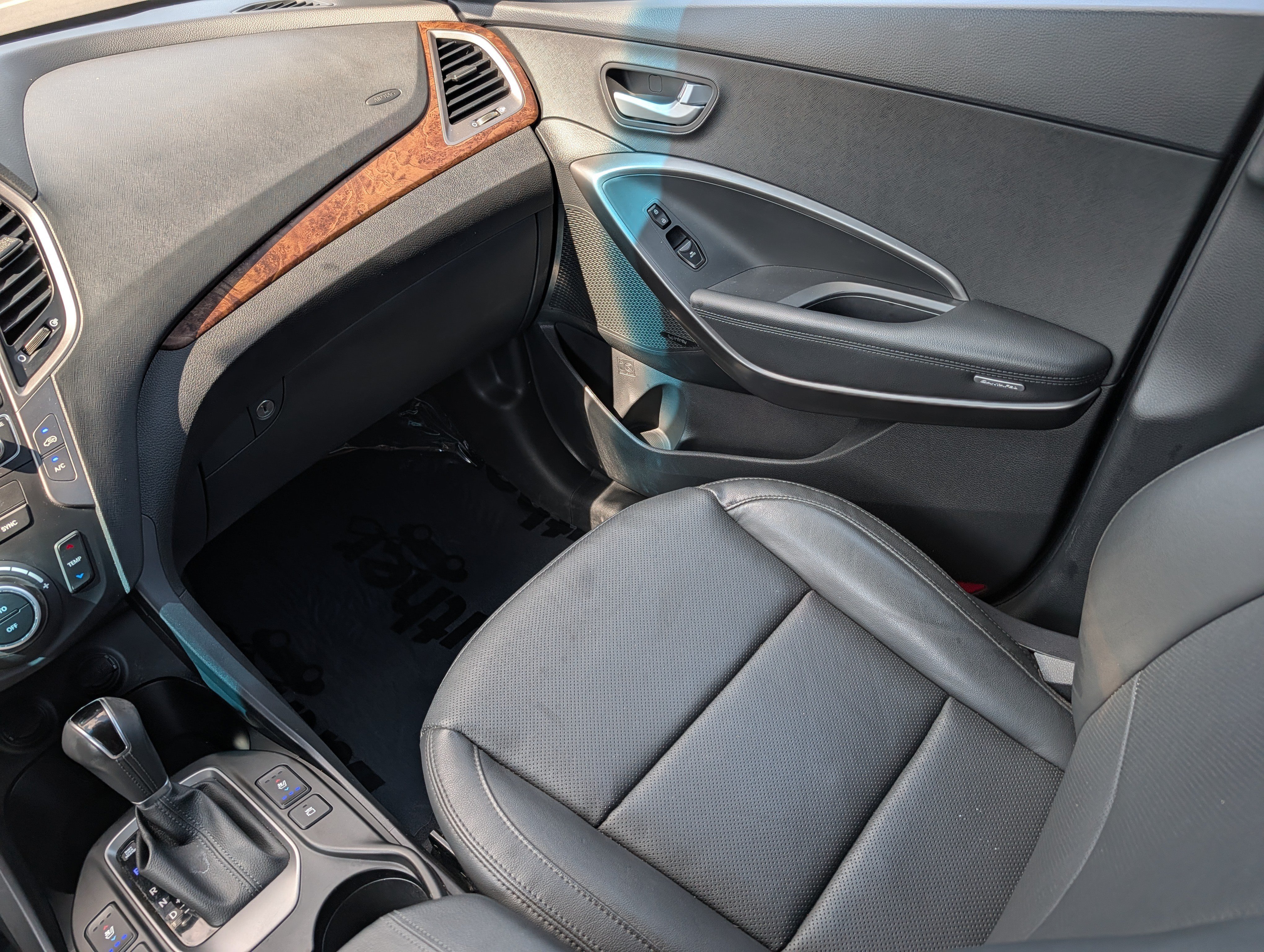 Used 2018 Hyundai Santa Fe Sport AWD/4WD image 11