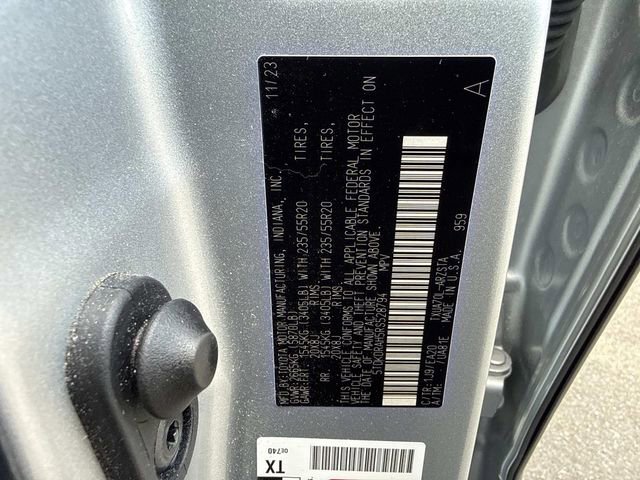 Used 2024 Toyota Highlander XSE image 30