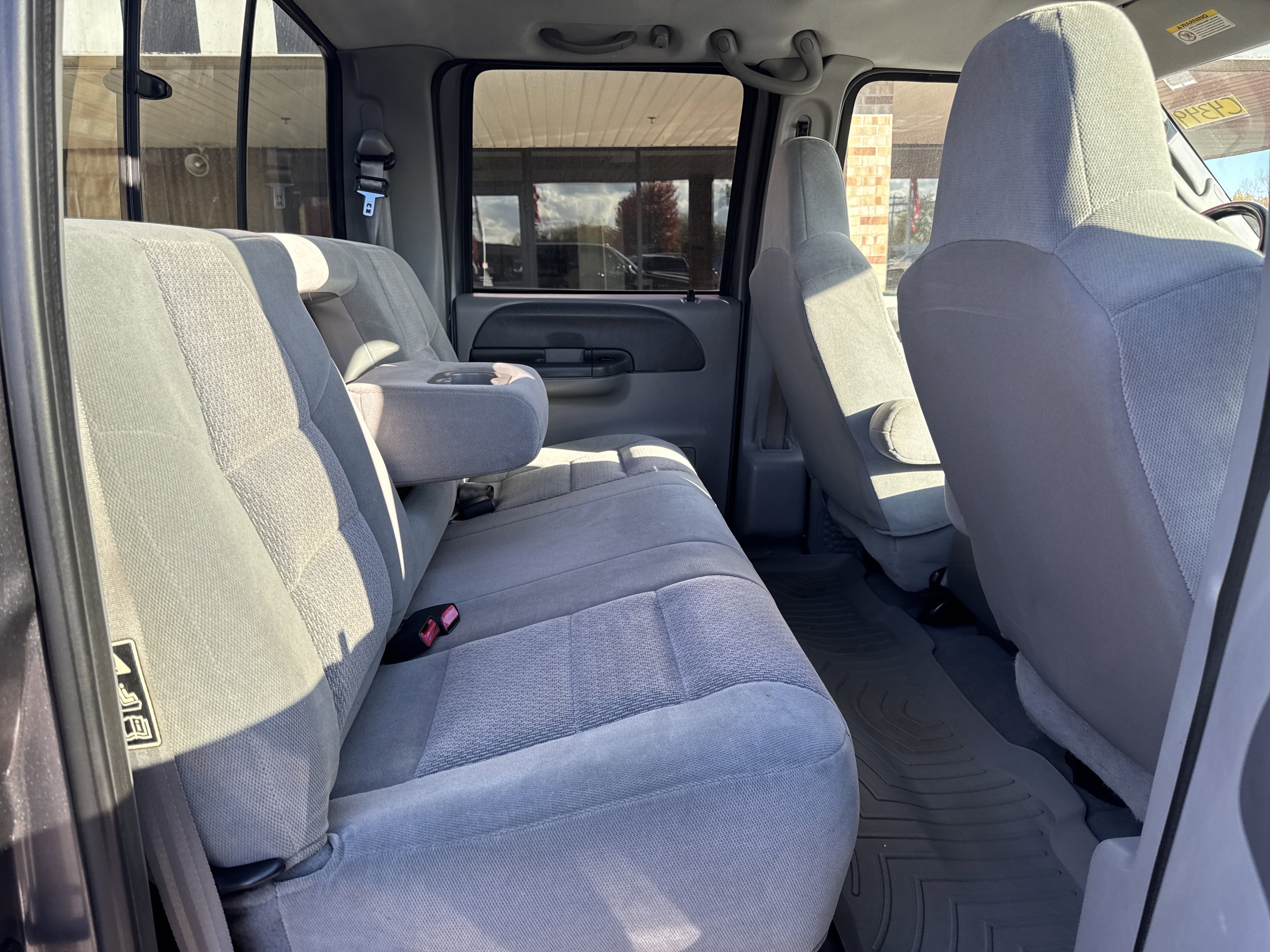 Used 2003 Ford F250 XLT image 25