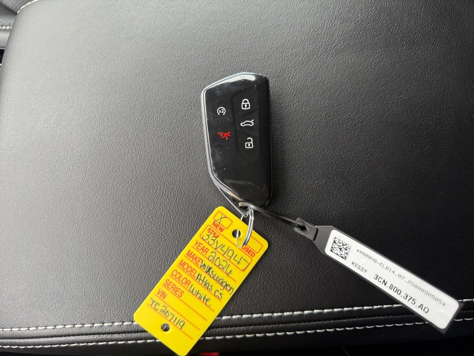 New 2026 Volkswagen Atlas Cross Sport SE image 34