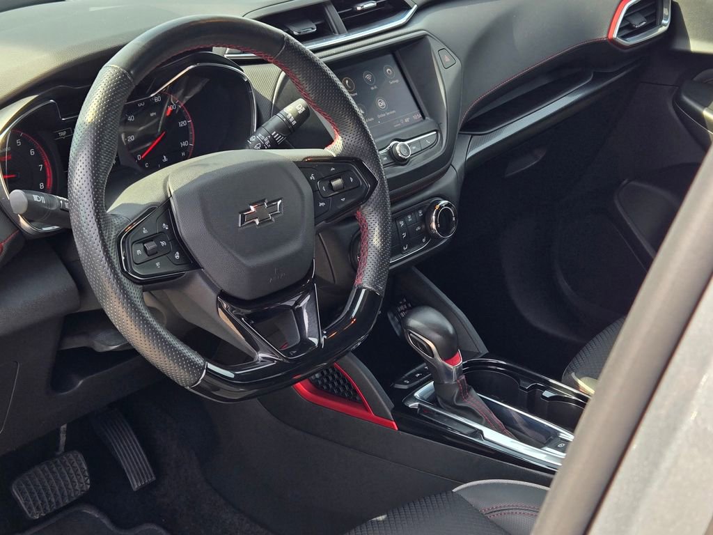 Used 2023 Chevrolet TrailBlazer RS image 31