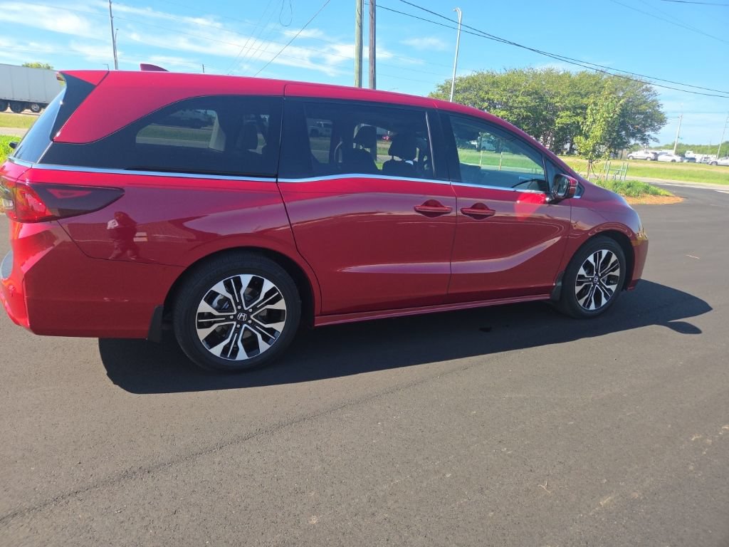 Used 2025 Honda Odyssey Elite image 13