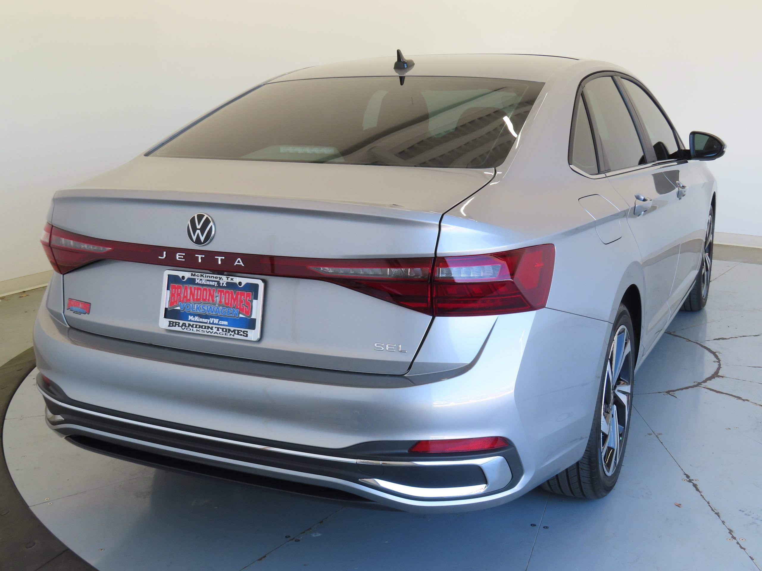 New 2026 Volkswagen Jetta SEL FWD image 3