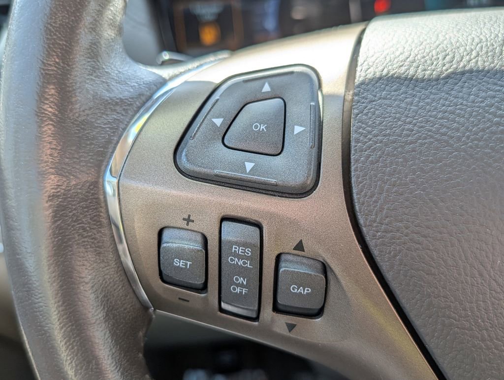 Used 2014 Lincoln MKX AWD w/ Equipment Group 102A image 45