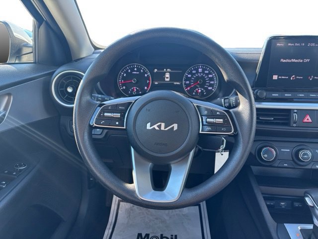 Certified 2023 Kia Forte LXS w/ LXS Technology Package FWD image 15