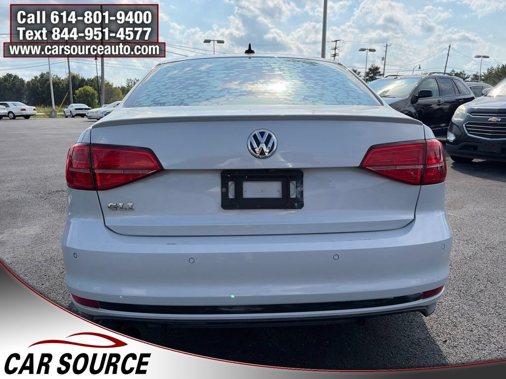Used 2017 Volkswagen Jetta GLI FWD image 6