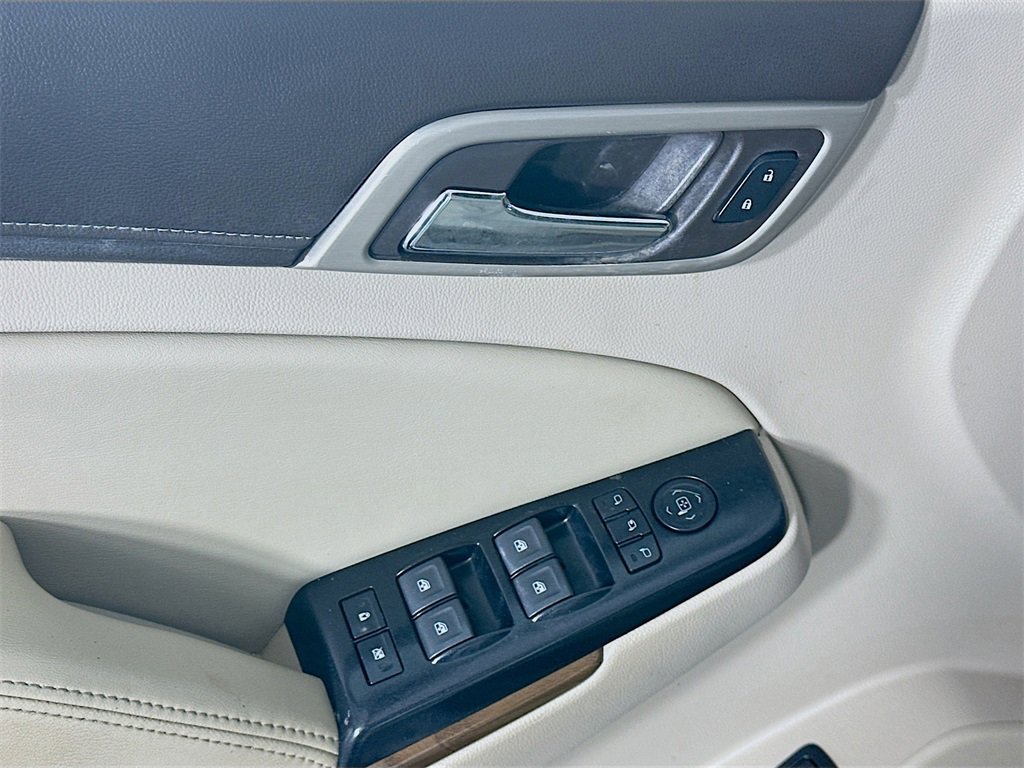 Used 2020 GMC Yukon Denali w/ Open Road Package image 25