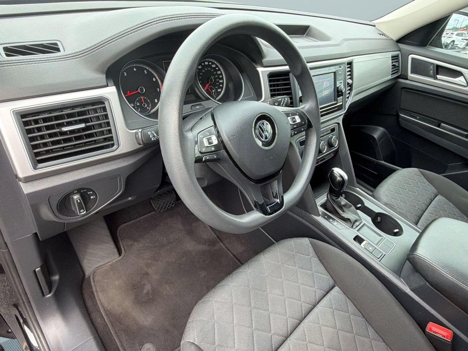 Used 2019 Volkswagen Atlas S FWD image 4