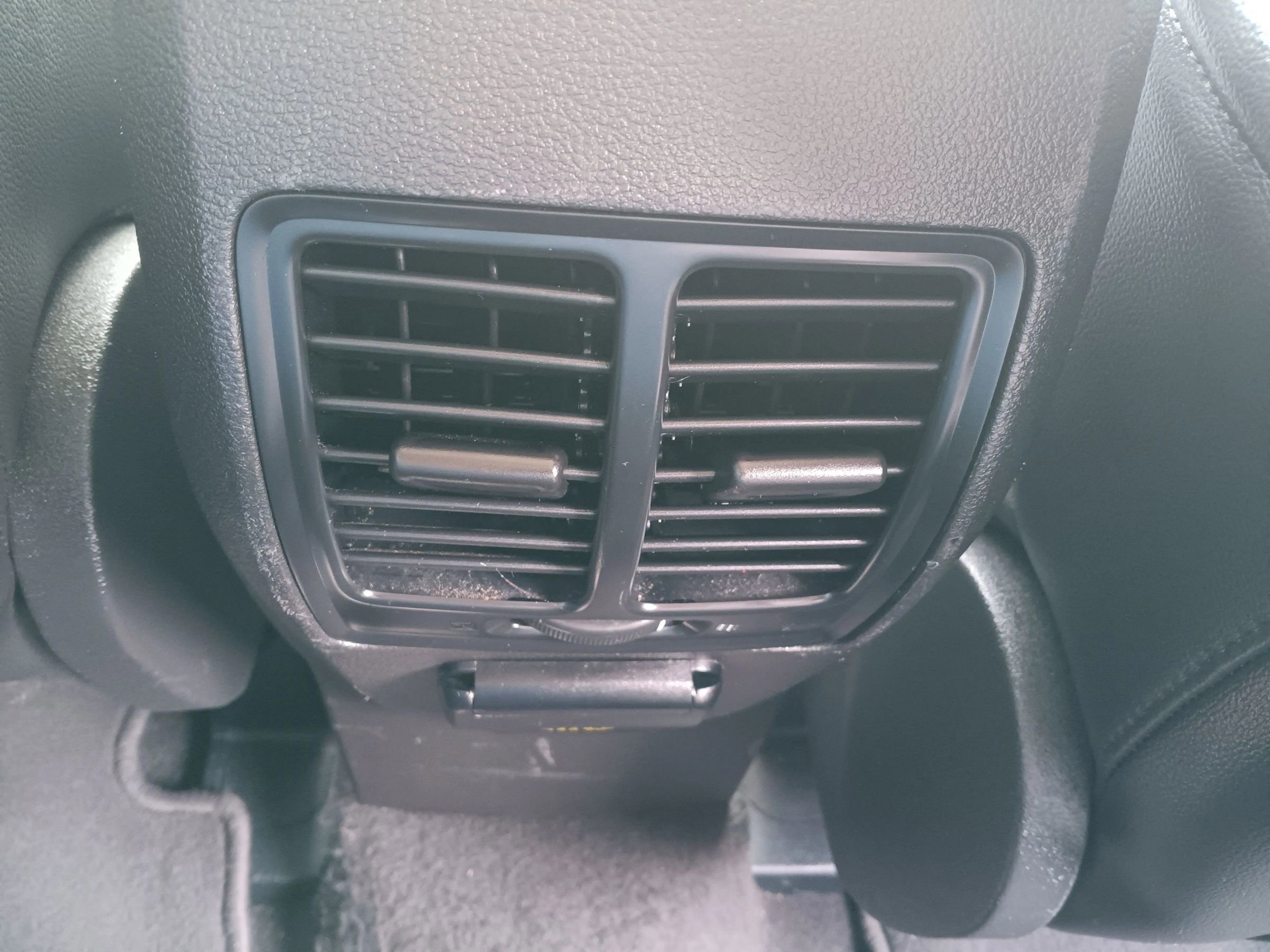 Used 2017 Ford Escape SE w/ SE Leather Comfort Package image 26