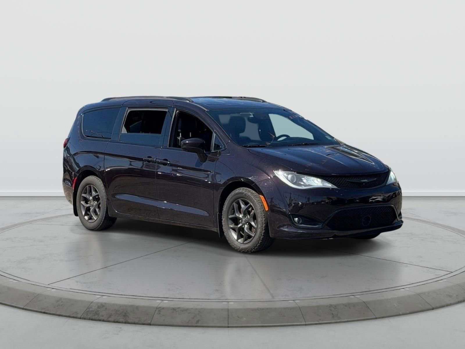 Used 2019 Chrysler Pacifica Touring-L Plus w/ Advanced Safetytec Group