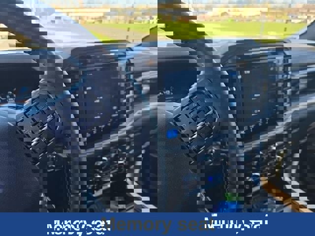 Used 2024 Ford F150 Lariat w/ Bed Utility Package AWD/4WD image 18