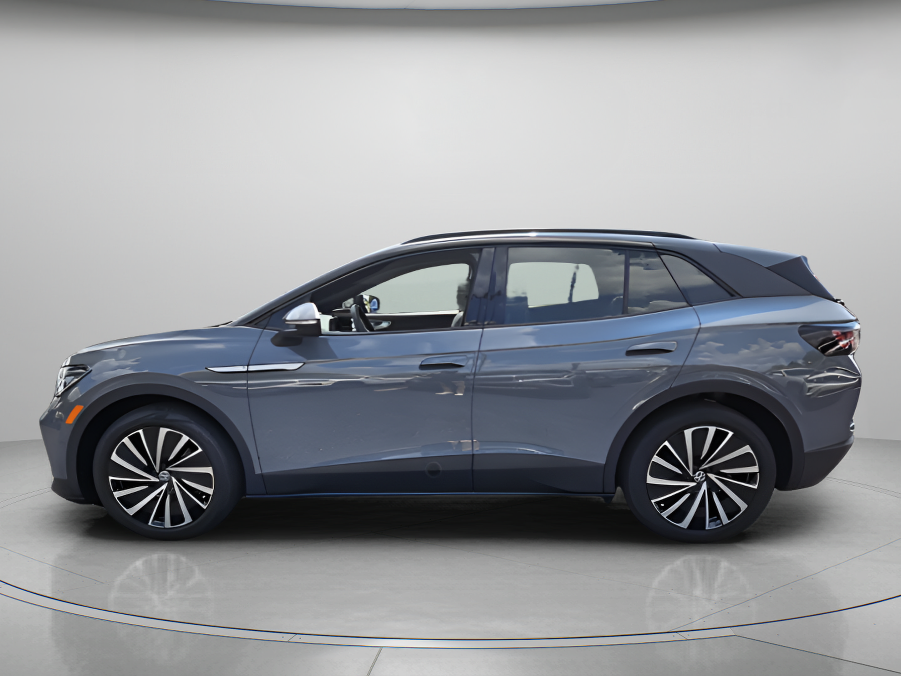 Used 2024 Volkswagen ID.4 S RWD image 2