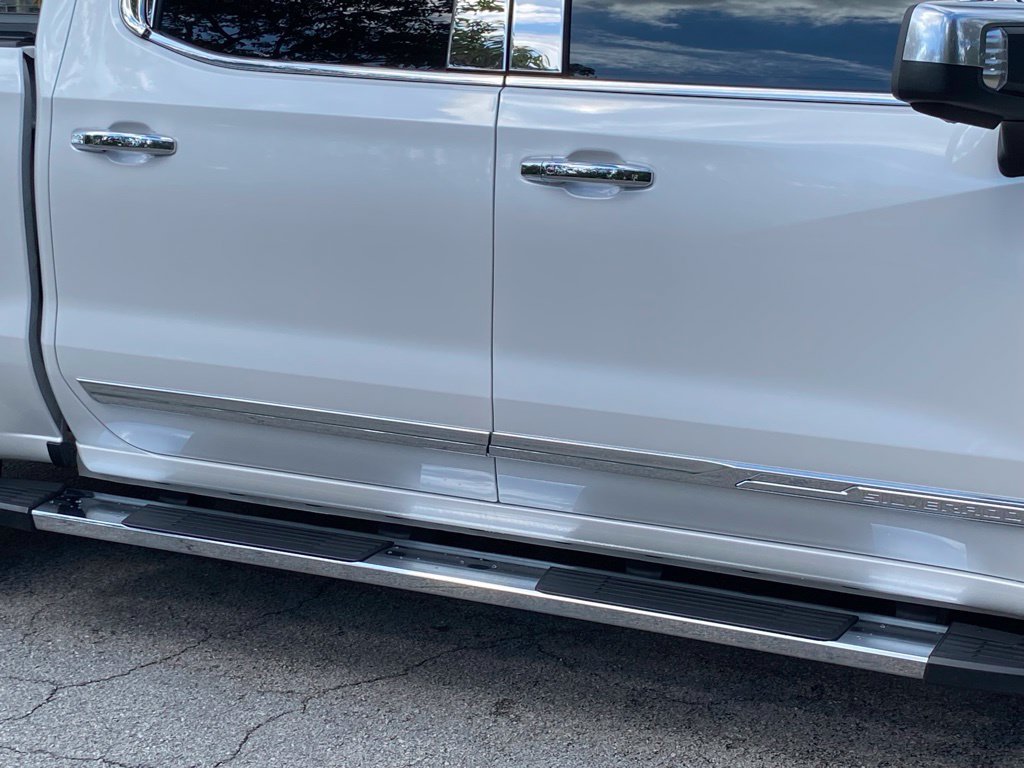 Used 2024 Chevrolet Silverado 1500 High Country AWD/4WD image 12