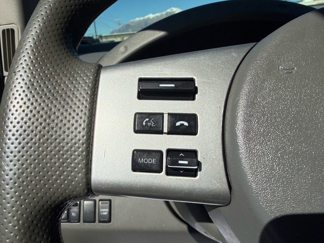 Used 2016 Nissan Frontier SV image 15