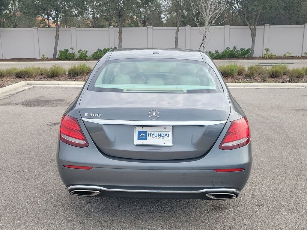 Used 2017 Mercedes-Benz E 300 image 7