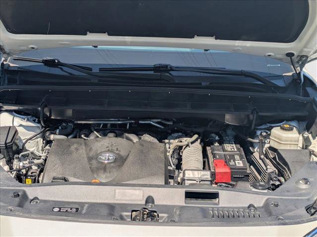 Used 2022 Toyota Highlander LE image 21