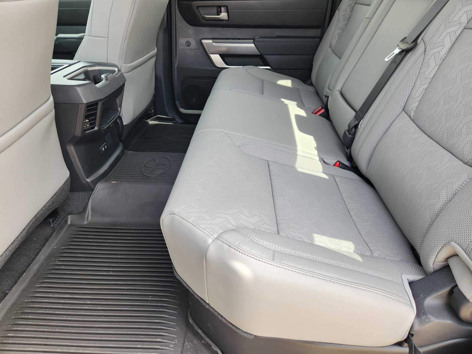 Used 2024 Toyota Tundra SR5 w/ SR5 Premium Package image 34