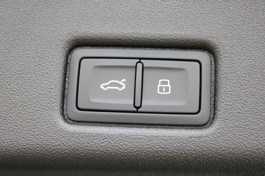 New 2025 Audi Q5 Premium Plus image 30