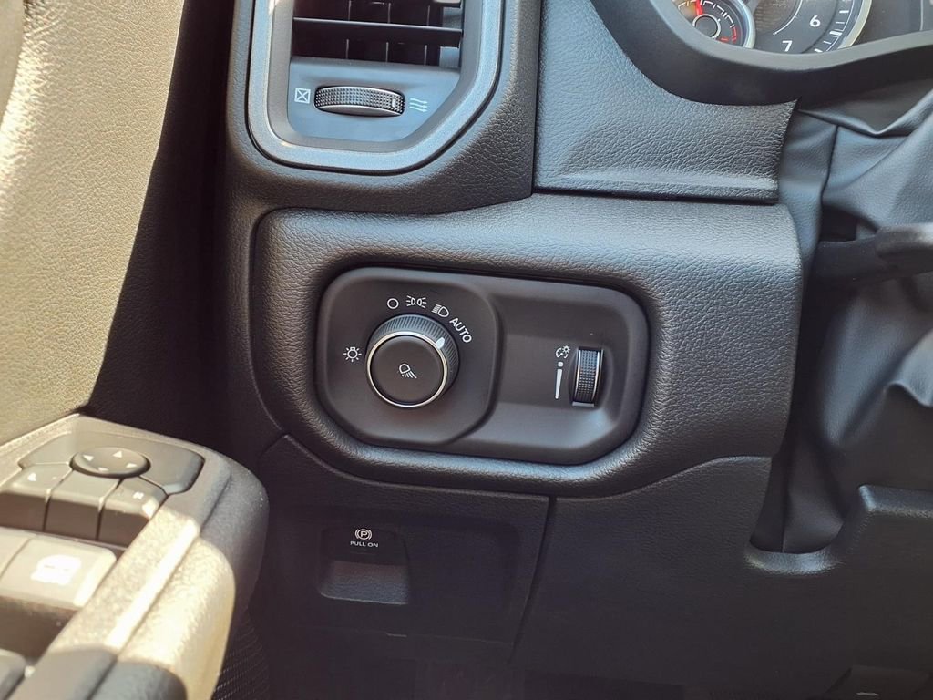 Used 2025 RAM 1500 Tradesman AWD/4WD image 19