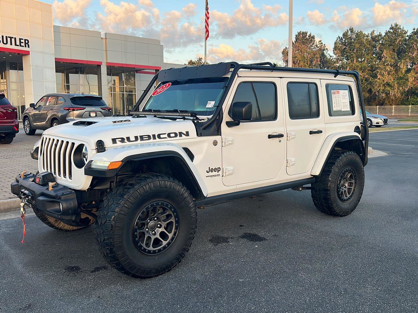 Used 2022 Jeep Wrangler Unlimited Rubicon w/ Xtreme Recon 35" Tire Package image 2
