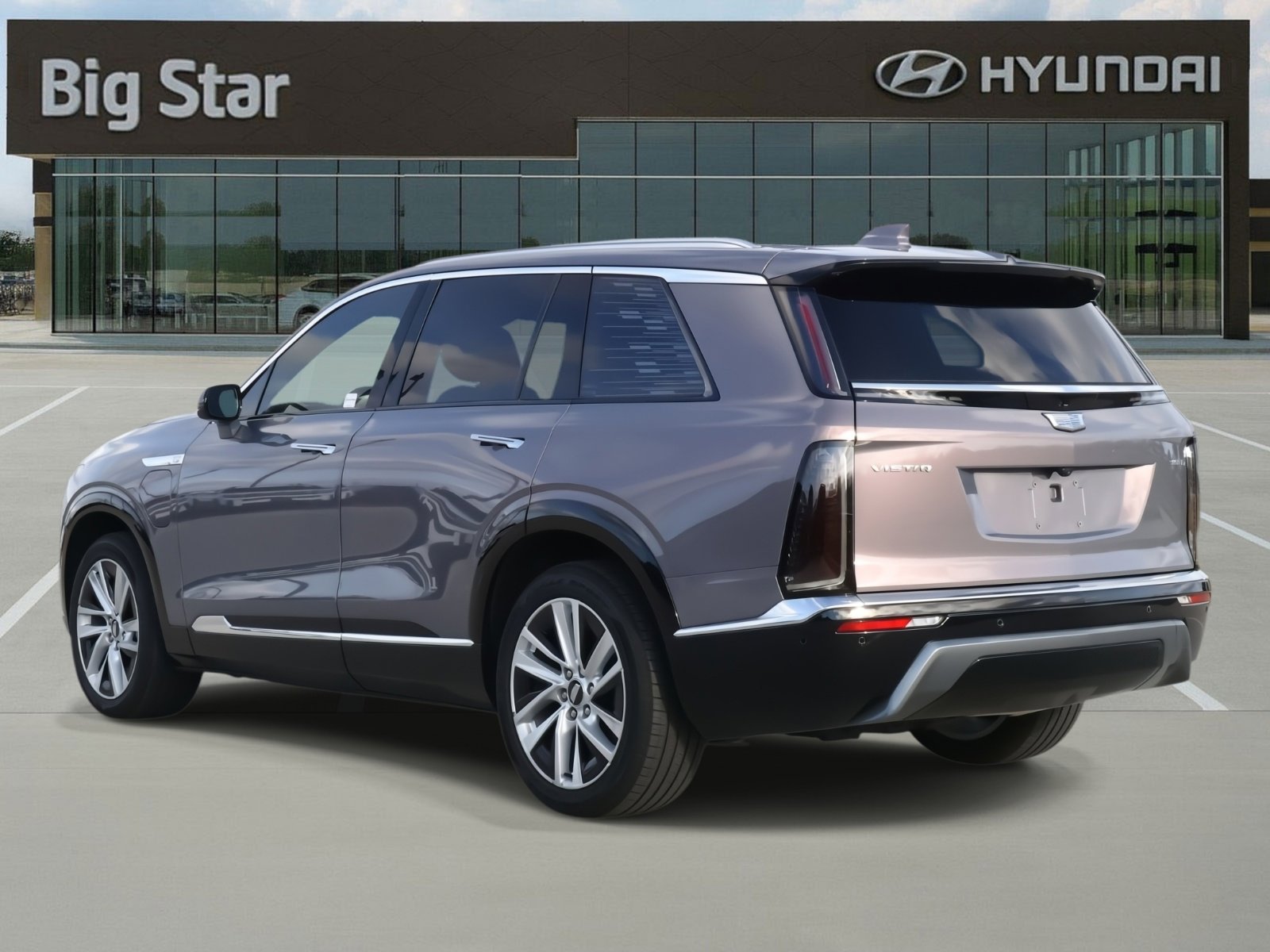 Used 2026 Cadillac Vistiq Luxury image 3