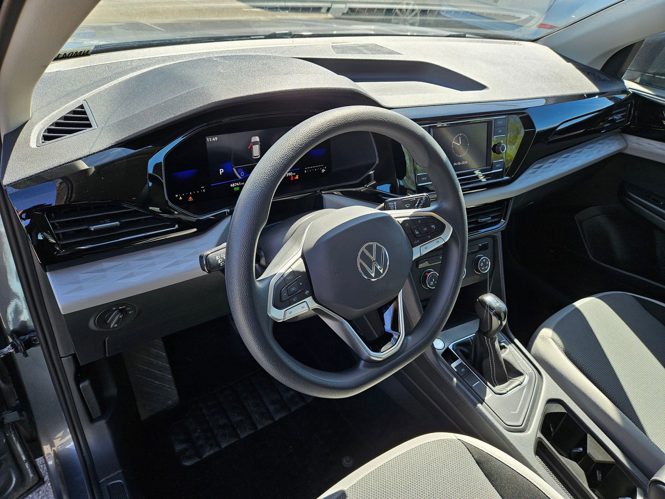 Used 2022 Volkswagen Taos S image 17