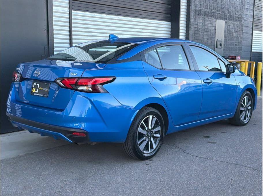 Used 2024 Nissan Versa SV FWD image 3