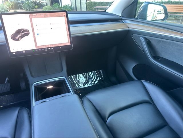 Used 2023 Tesla Model Y Long Range image 13