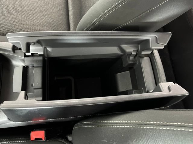 Used 2024 Nissan Rogue SV FWD image 30