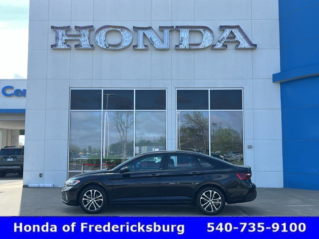 Used 2024 Volkswagen Jetta Sport