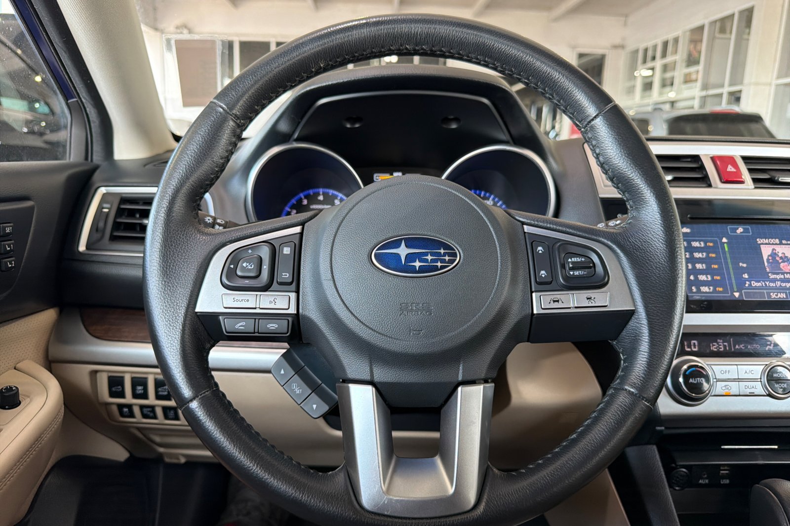 Used 2017 Subaru Outback 3.6R Limited AWD/4WD image 24