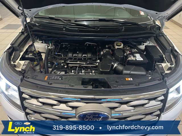 Used 2018 Ford Explorer XLT image 25