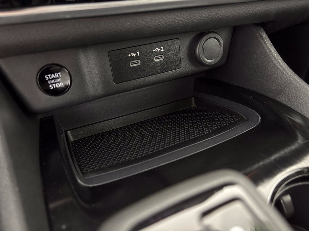 Used 2025 Nissan Rogue SV FWD image 31