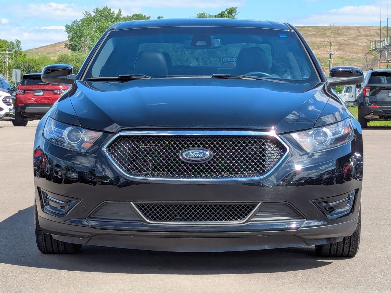 Used 2017 Ford Taurus SHO w/ Driver Assist Package AWD/4WD image 6