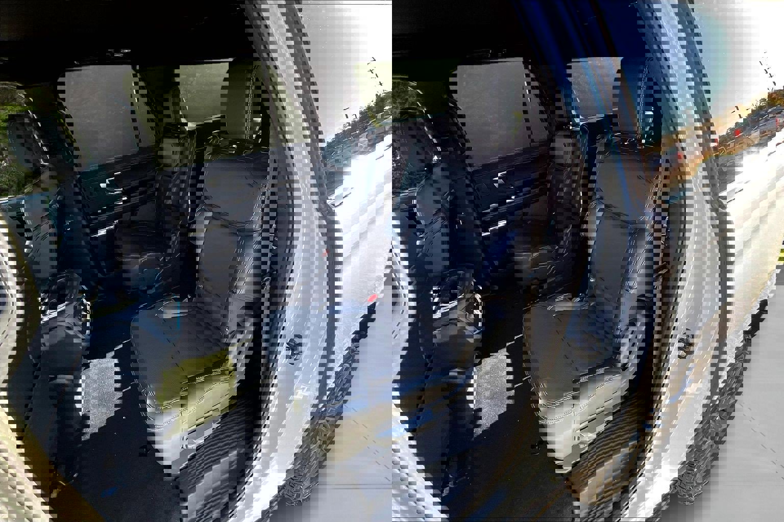 New 2025 Ford Expedition Max Platinum w/ Stealth Performance Package image 11