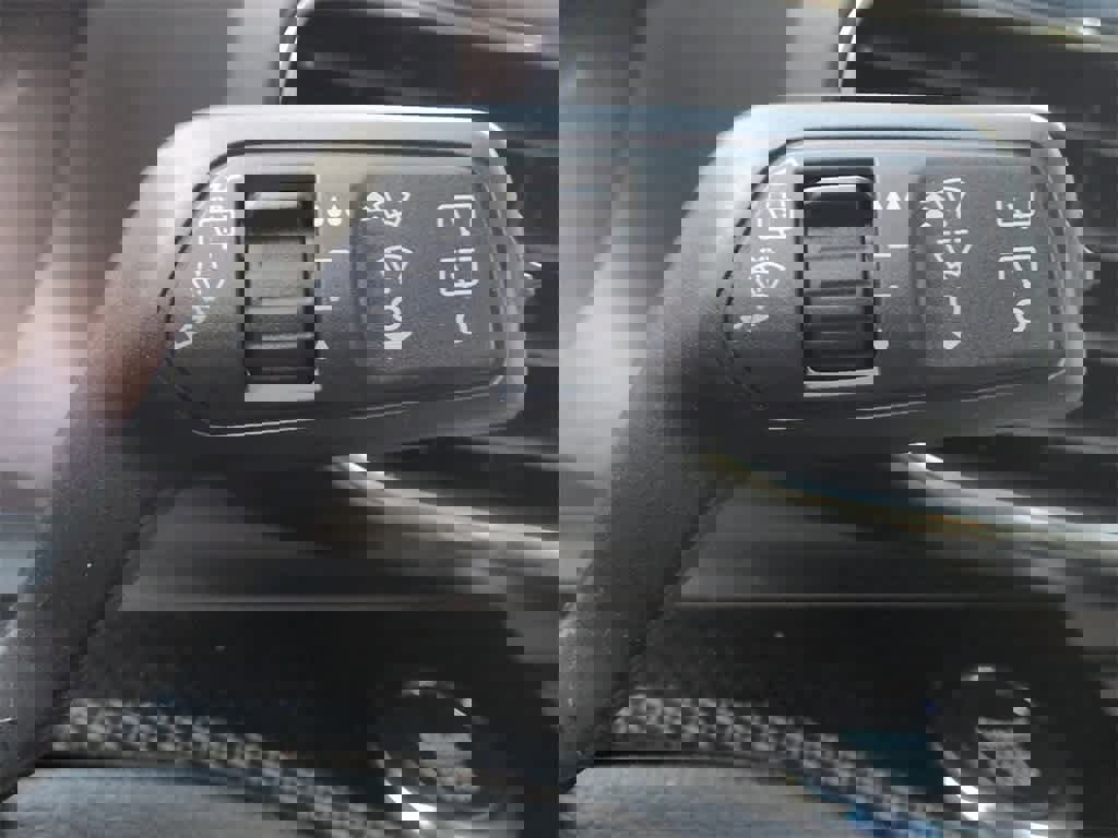 Used 2022 Ford Explorer ST image 26