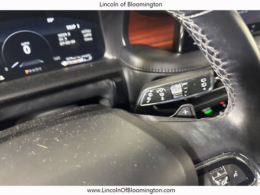 Used 2022 Lincoln Nautilus Reserve image 37