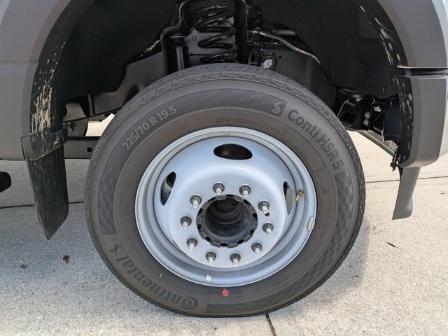 New 2026 Ford F550 2WD Regular Cab Super Duty image 11
