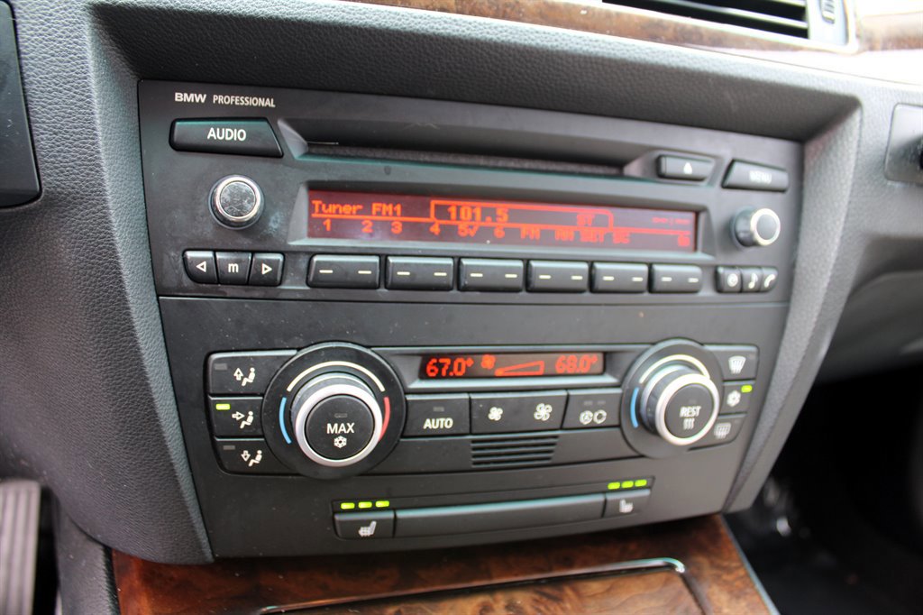 Used 2009 BMW 328i Wagon image 22