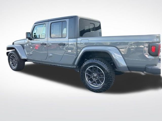 Used 2023 Jeep Gladiator Overland image 4