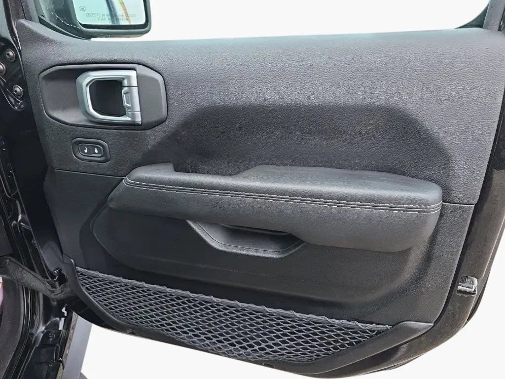 Used 2023 Jeep Gladiator Overland image 21