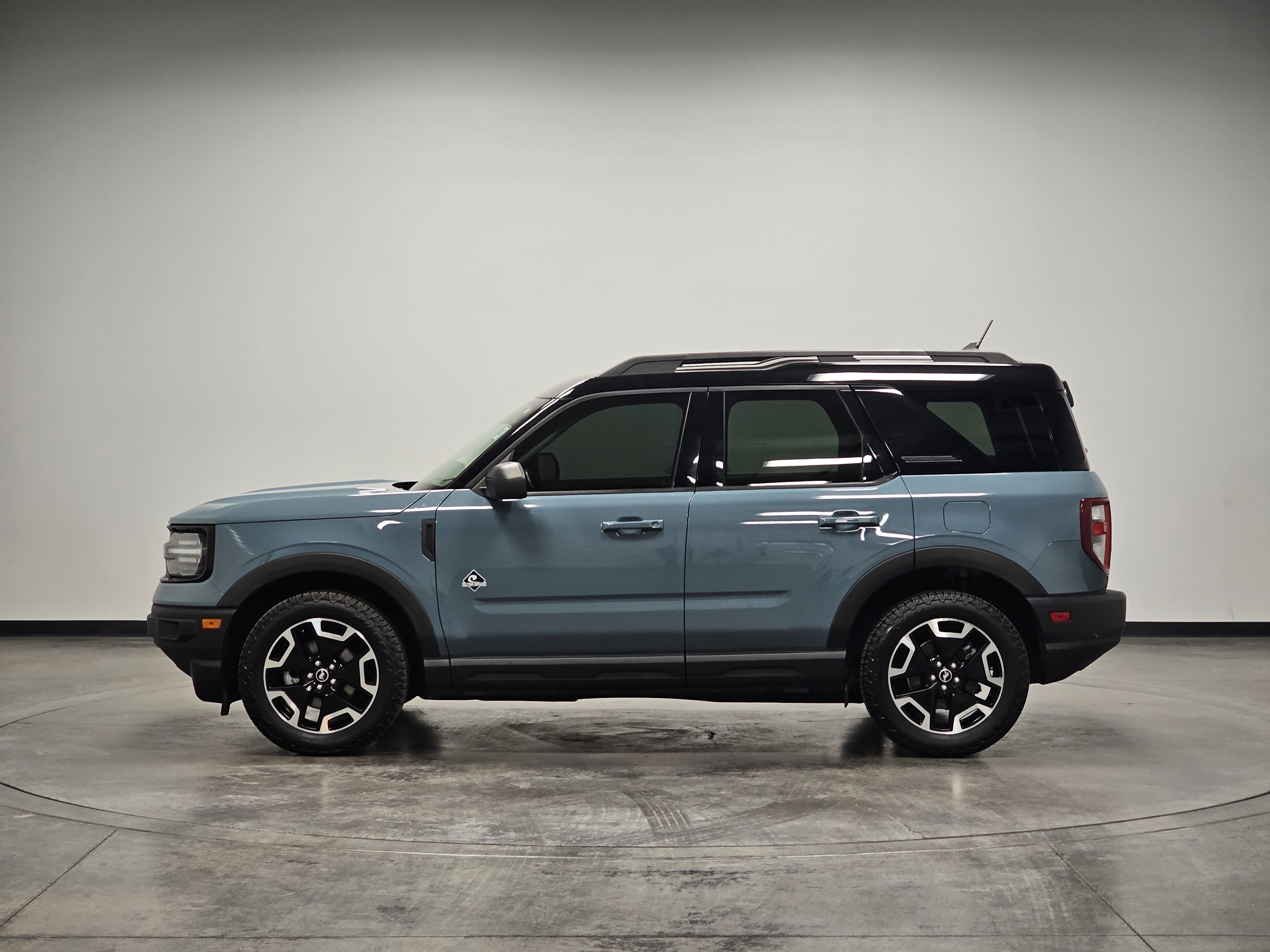 Used 2021 Ford Bronco Sport Outer Banks w/ Outer Banks Package (96D) AWD/4WD image 5