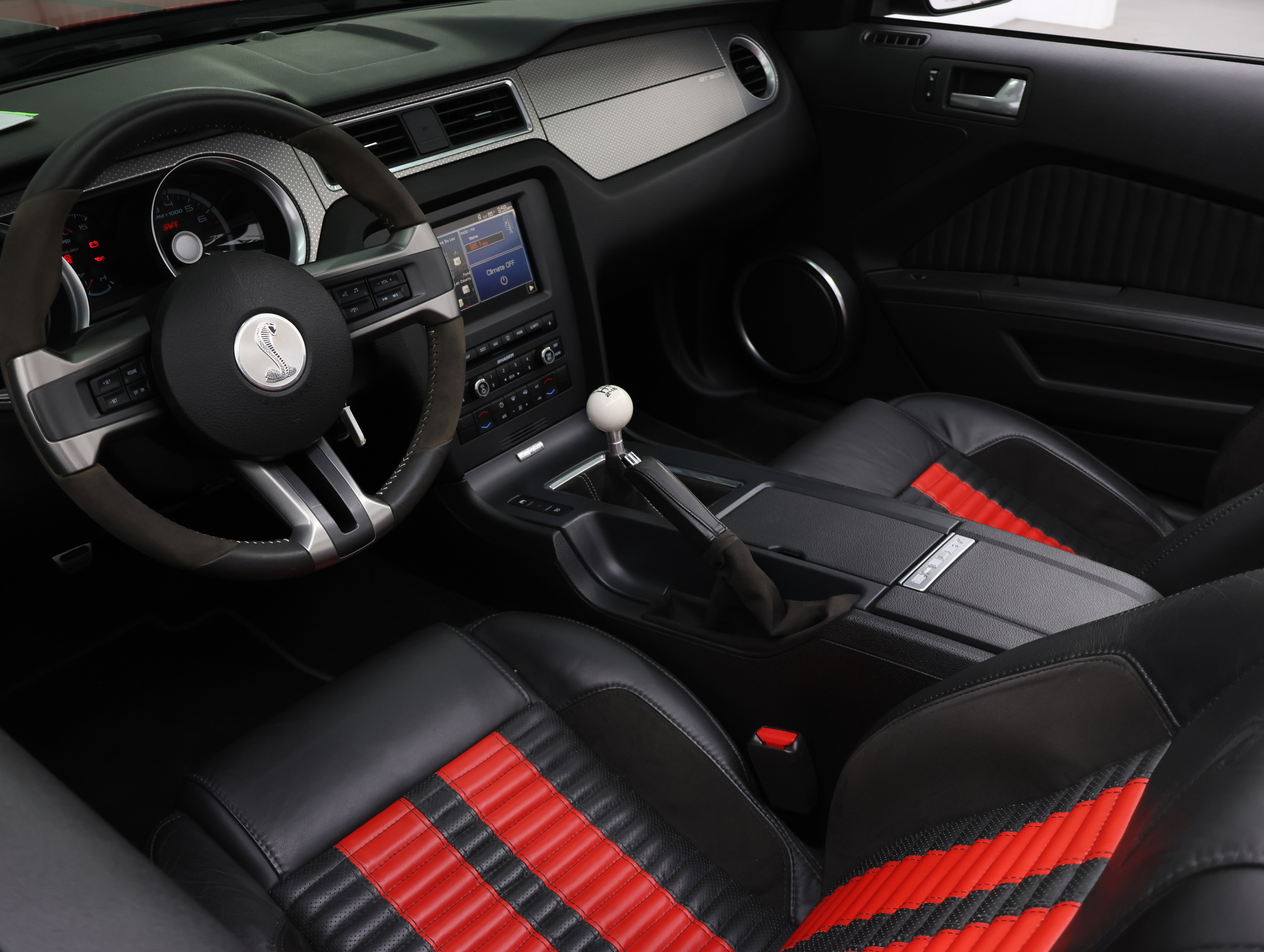 Used 2011 Ford Mustang Shelby GT500 w/ SVT Performance Pkg RWD image 60