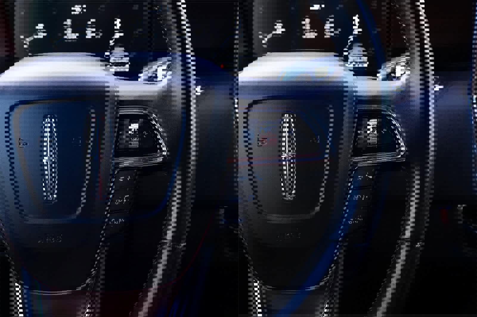 Used 2020 Lincoln Navigator L Reserve w/ Luxury Package image 11