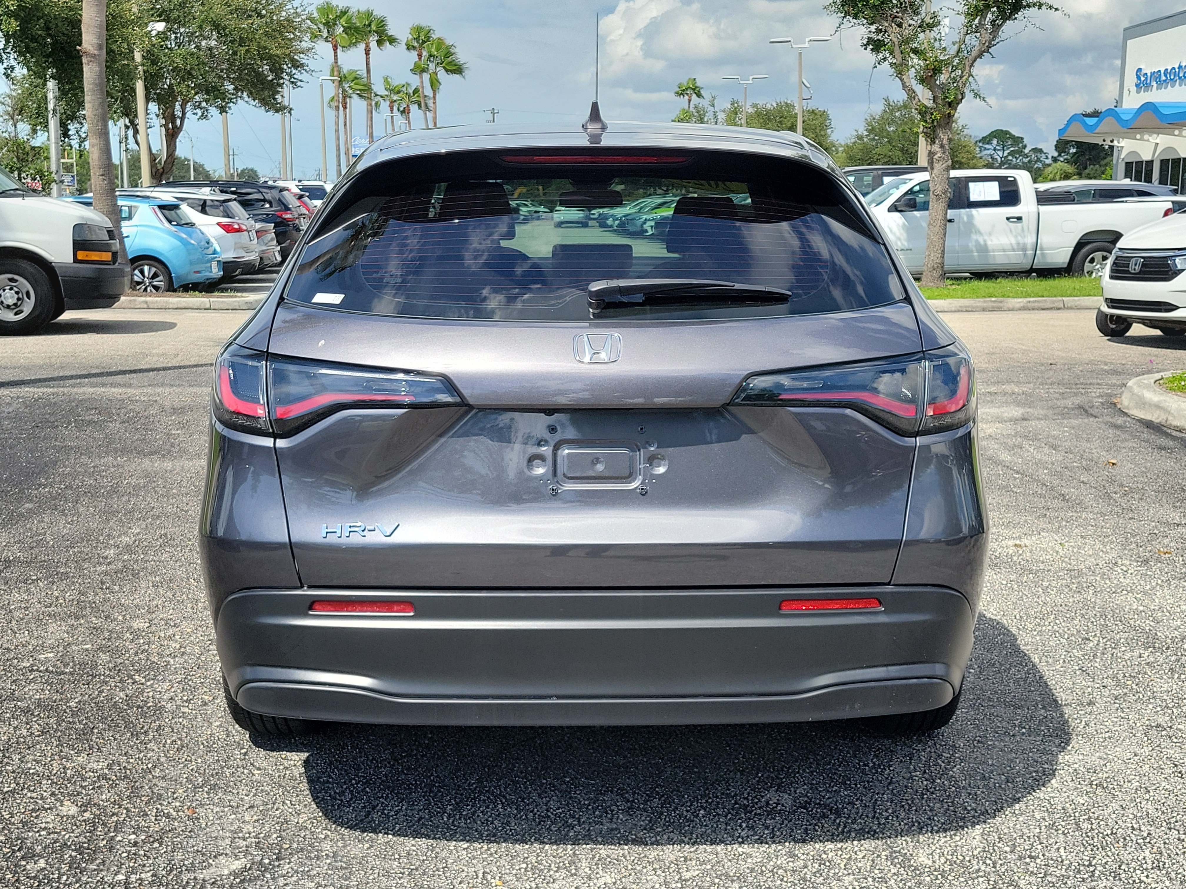 Used 2025 Honda HR-V LX image 6