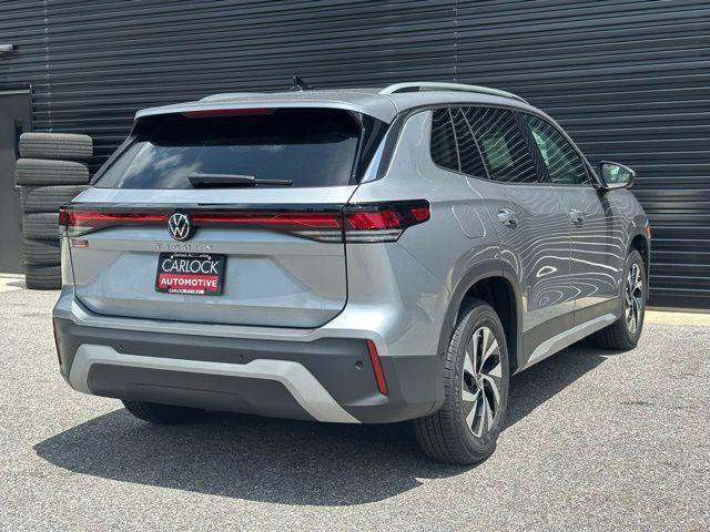 Used 2025 Volkswagen Tiguan S FWD image 10