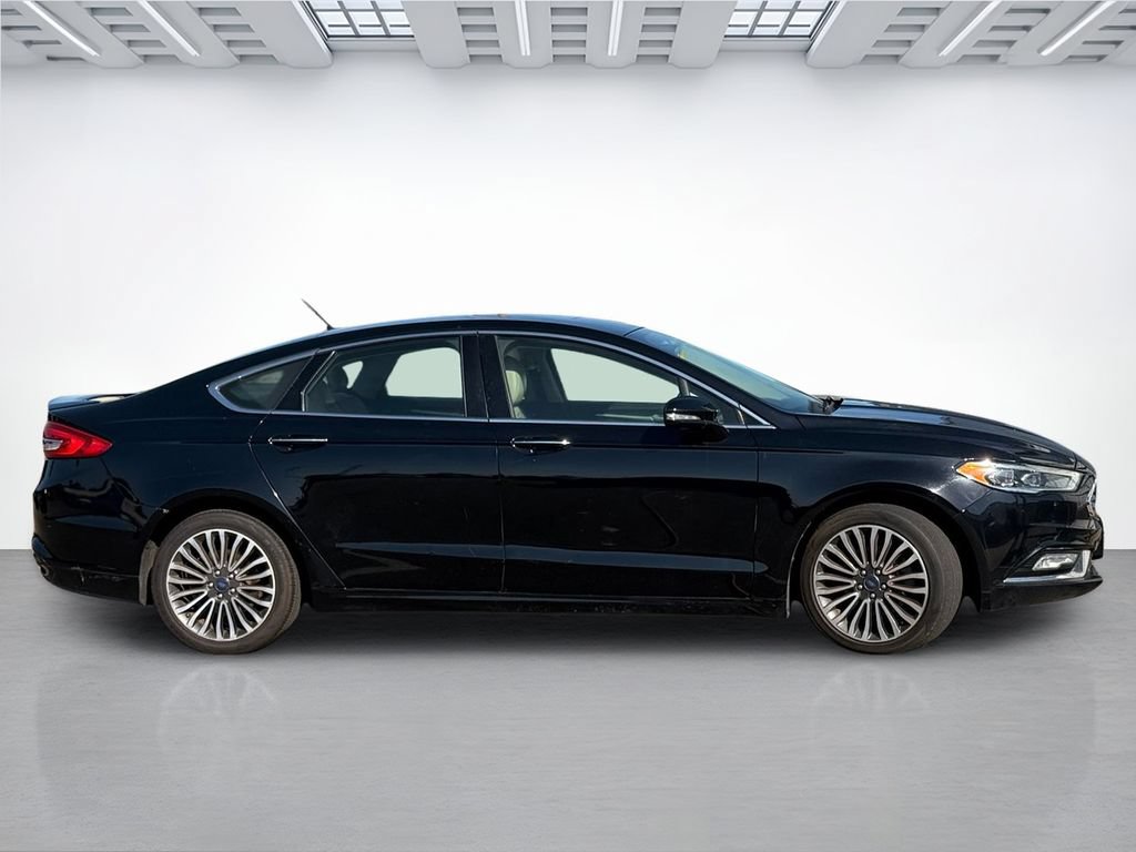 Used 2018 Ford Fusion Titanium AWD/4WD image 5
