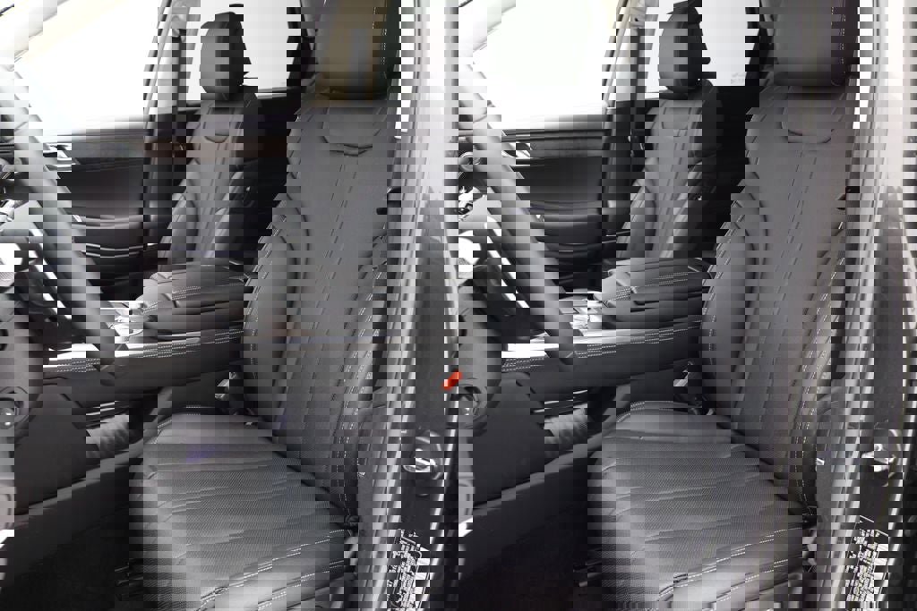 Used 2024 Genesis GV80 2.5T image 14