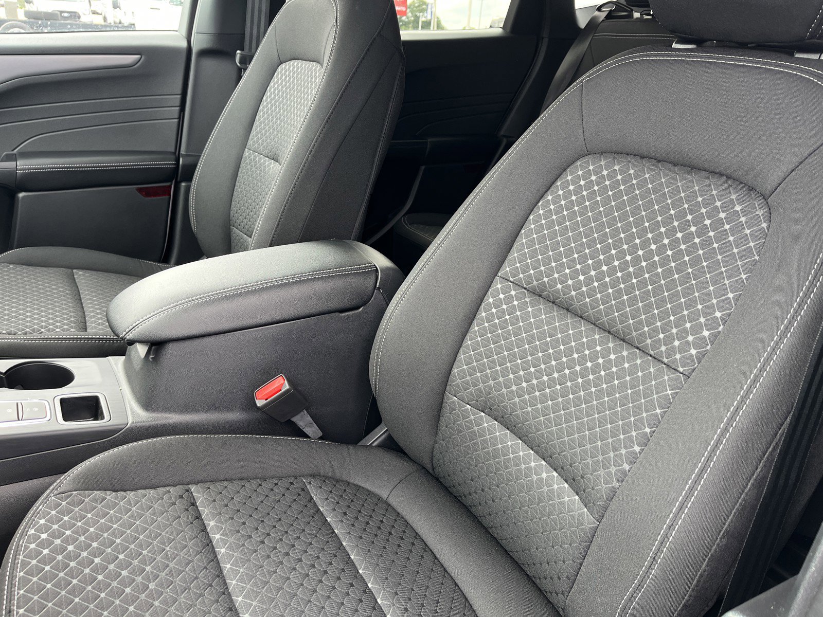 New 2026 Ford Escape Active image 18